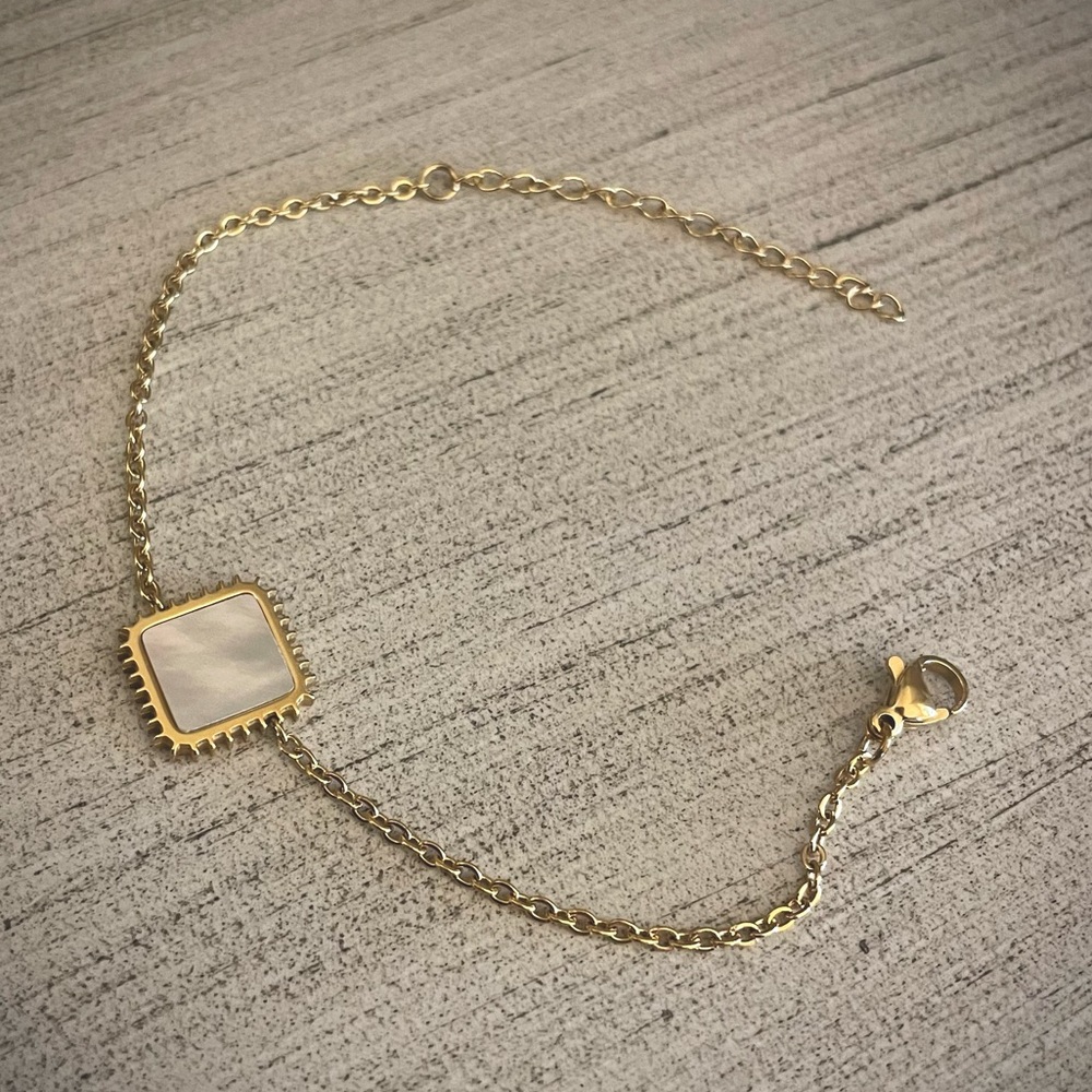 18k Gold Plated Bracelet ✨